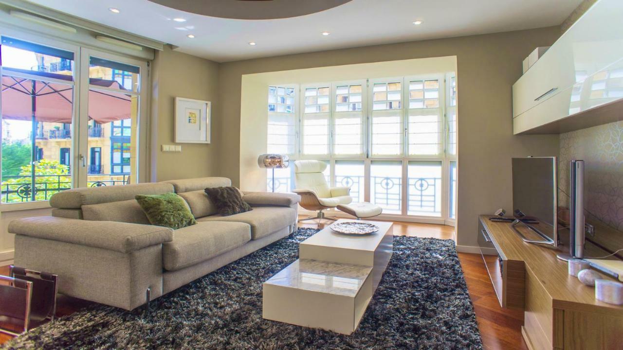 Downtown Design Apartment San Sebastian Luaran gambar